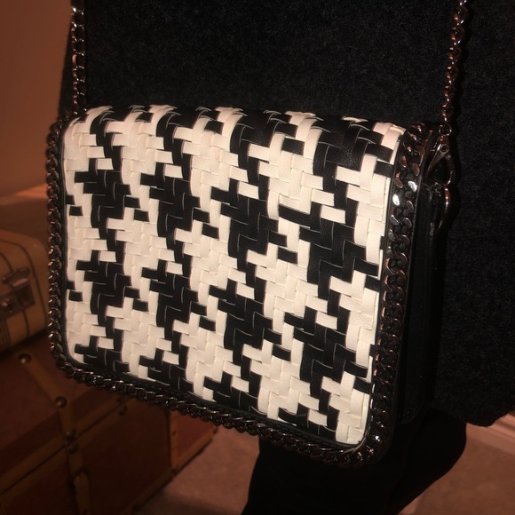 Madison West Houndstooth Cross Body Clutch Purse Black and White - Picture 3 of 6